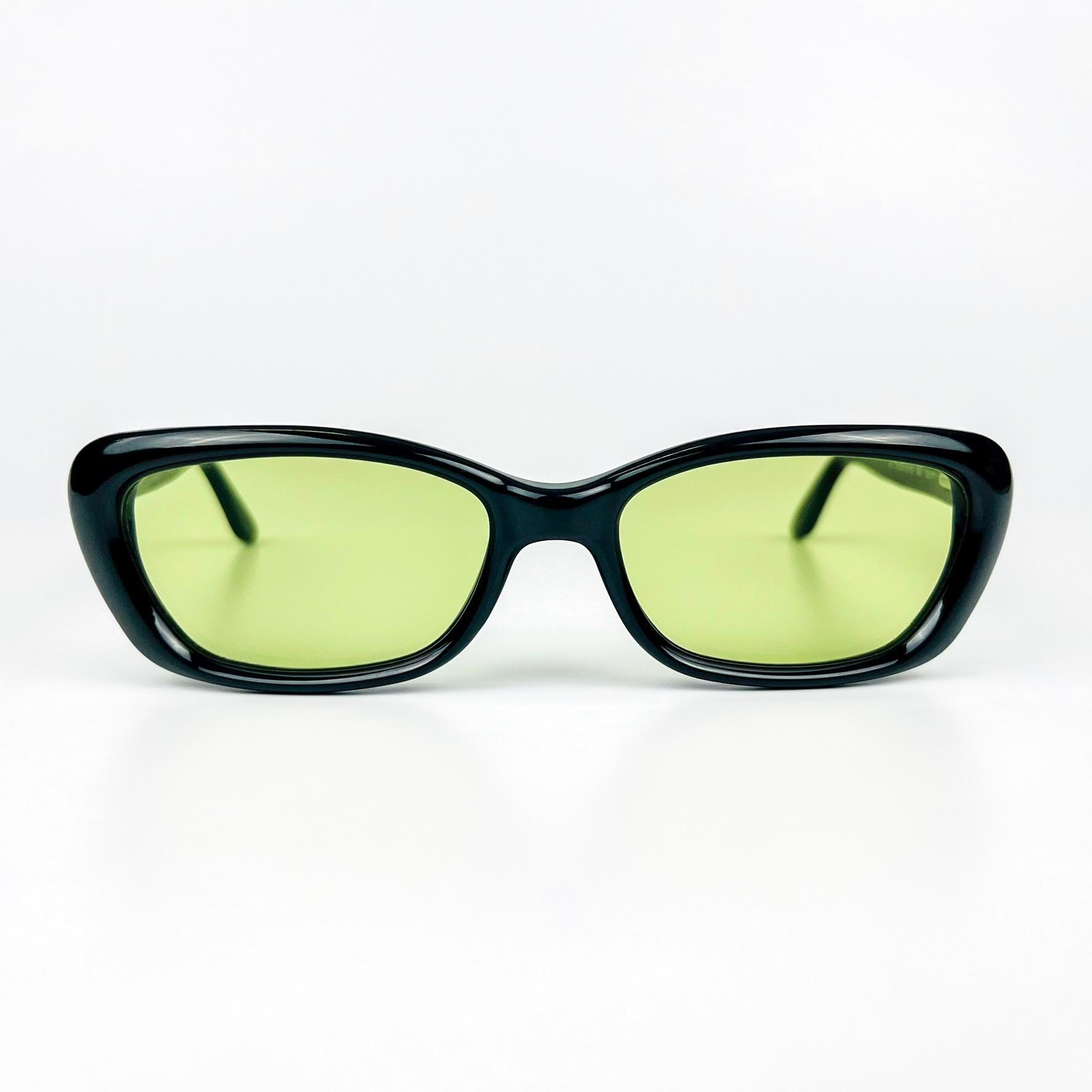当時定価39500円 80s〜90s vintage GUCCI メガネフレーム Gucci Vintage 90s Sunglasses – Black Acetate Frame, Green Lenses