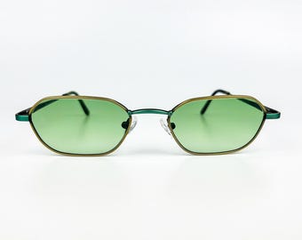 Vintage Sunglasses – 90s NOS Retro Green-Gold Metal Frame & Green Gradient Lenses – Made in Italy