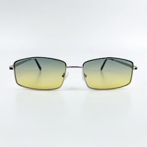 Vintage Sunglasses – 90s NOS Retro Silver-Black Metal Frame – Green Gradient Lenses – Woman & Man Eyewear – Fashion Shades – Made in Italy