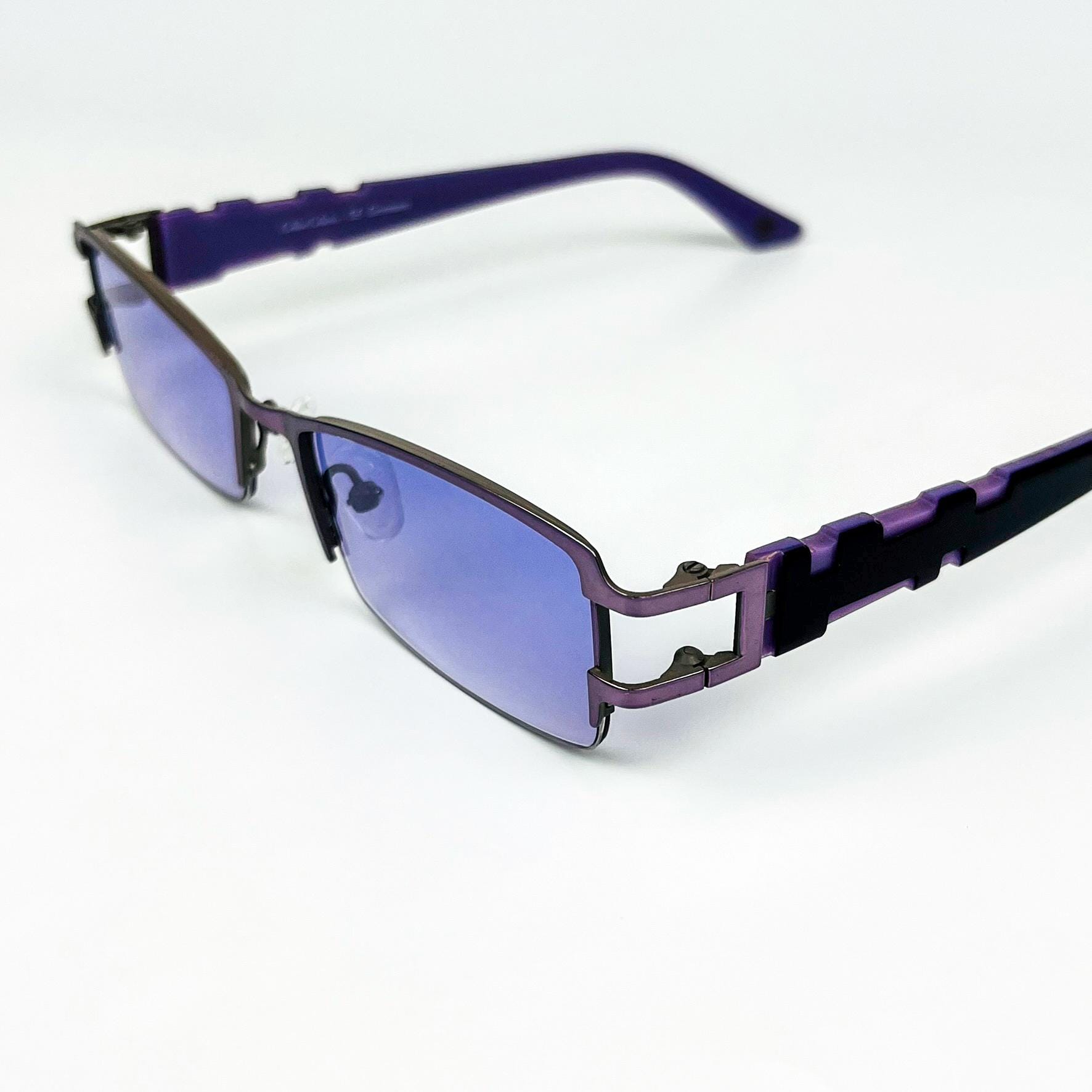 Vintage 2000s Sunglasses – Metal Frame, Purple Gradient  display picture 2