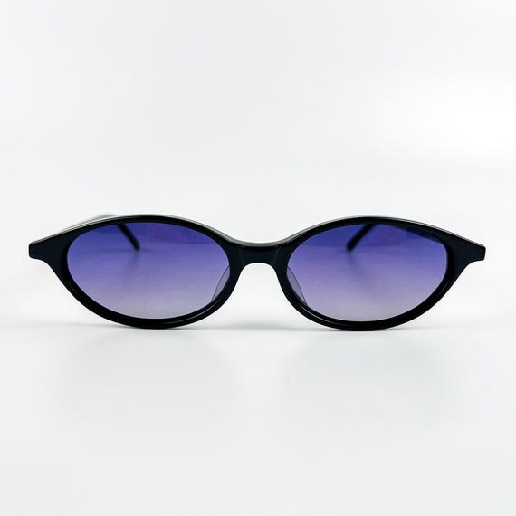 Purple frame sunglasses made in Italy acetate Vintage 80s Sunglasses - Acetate Frame, Purple Gradient  main image 2