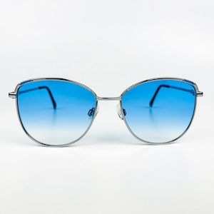 Vintage Sunglasses Luxottica – 80s NOS Retro Silver Metal Frame & Blue Gradient Lenses – Made in Italy