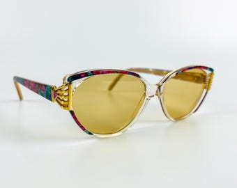 Emmanuelle Khanh Paris Cream Colored Thick Framed Sunglasses  display picture 1