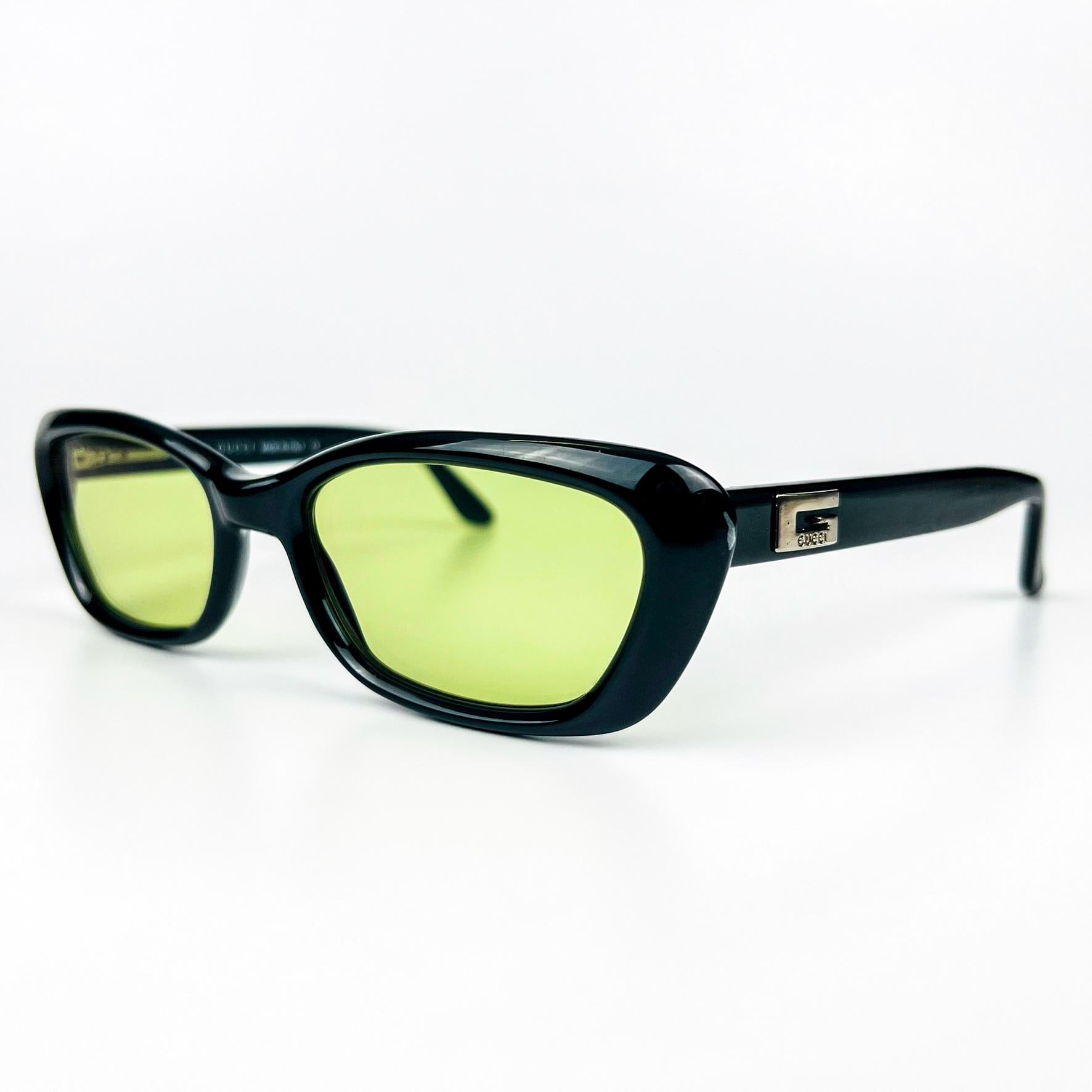 Gucci Vintage 90s Sunglasses – Black Acetate Frame, Green  display picture 2