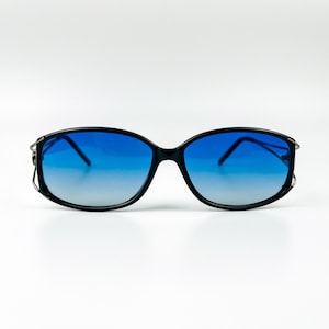 Vintage Sunglasses – 90s NOS Retro Glasses – Black Acetate Frame & Blue Gradient Polarized Lenses – Woman Eyewear – Made in Italy
