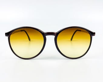 90s Vintage Round Sunglasses: Burgundy Patterned Frame, Brown Gradient Lenses - Made in Italy