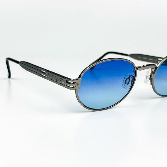 Oliver Vintage 90s Sunglasses, Silver Metal Frame, Blue  display picture 3