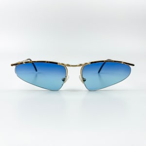 Vintage Sunglasses – 90s NOS Retro Gold Patterned Metal Frame – Blue Gradient Lenses – Woman & Man Eyewear – Made in Italy