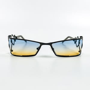 Vintage Sunglasses – 90s NOS Retro Small Glasses – Matte Silver Frame & Blue-Orange Gradient Lenses – Woman Eyewear – Made in France