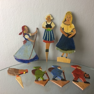 Vintage Folk Art Wooden Figures Set | Hand Carved & Painted 7 Pc | Fairy Tale Toys | Rustic Decor | Children&#39;s Story Collectibles