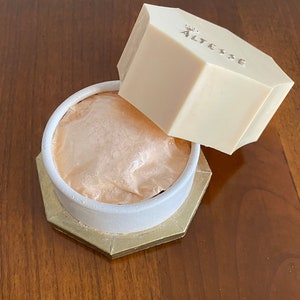 Vintage Poudre Altesse Face Powder Box – Celluloid Compact – Antique Makeup Accessory – Collectible Beauty Case