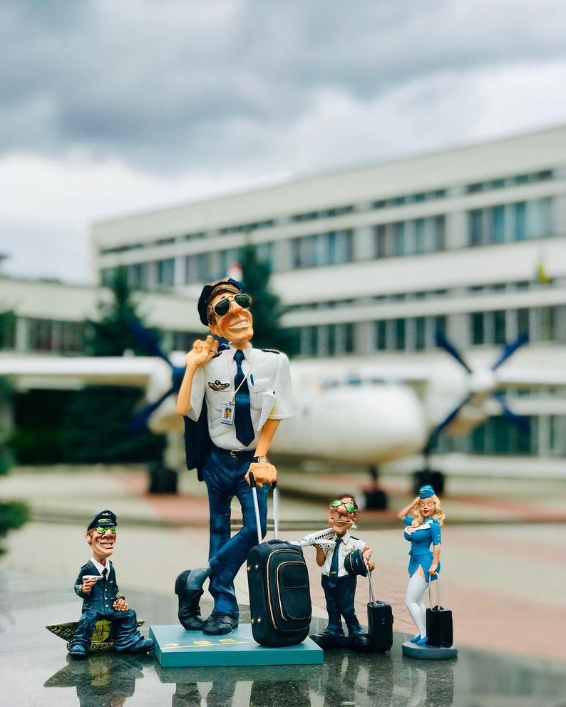 Aviation Figurines Pilot, Stewardess Statuette, Airplane, Plane, Airline, Captain, Co-pilot, Ceramic Statues, Crew, Statues, Home Decor image 1