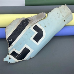 Part from the downed Su-30 "62 red" RF-81773, Part with Letter, Gift for pilot, Aviation, Collecting, Unique artifact, Wall Decor, Sukhoi