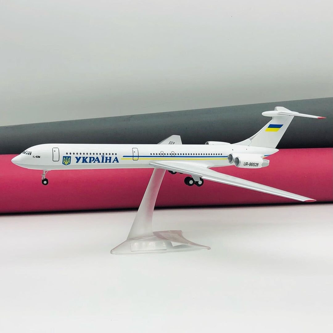 Il-62M Ukraine 1:200 Ilyushin Aircraft Model Aviation Gift - Etsy Australia