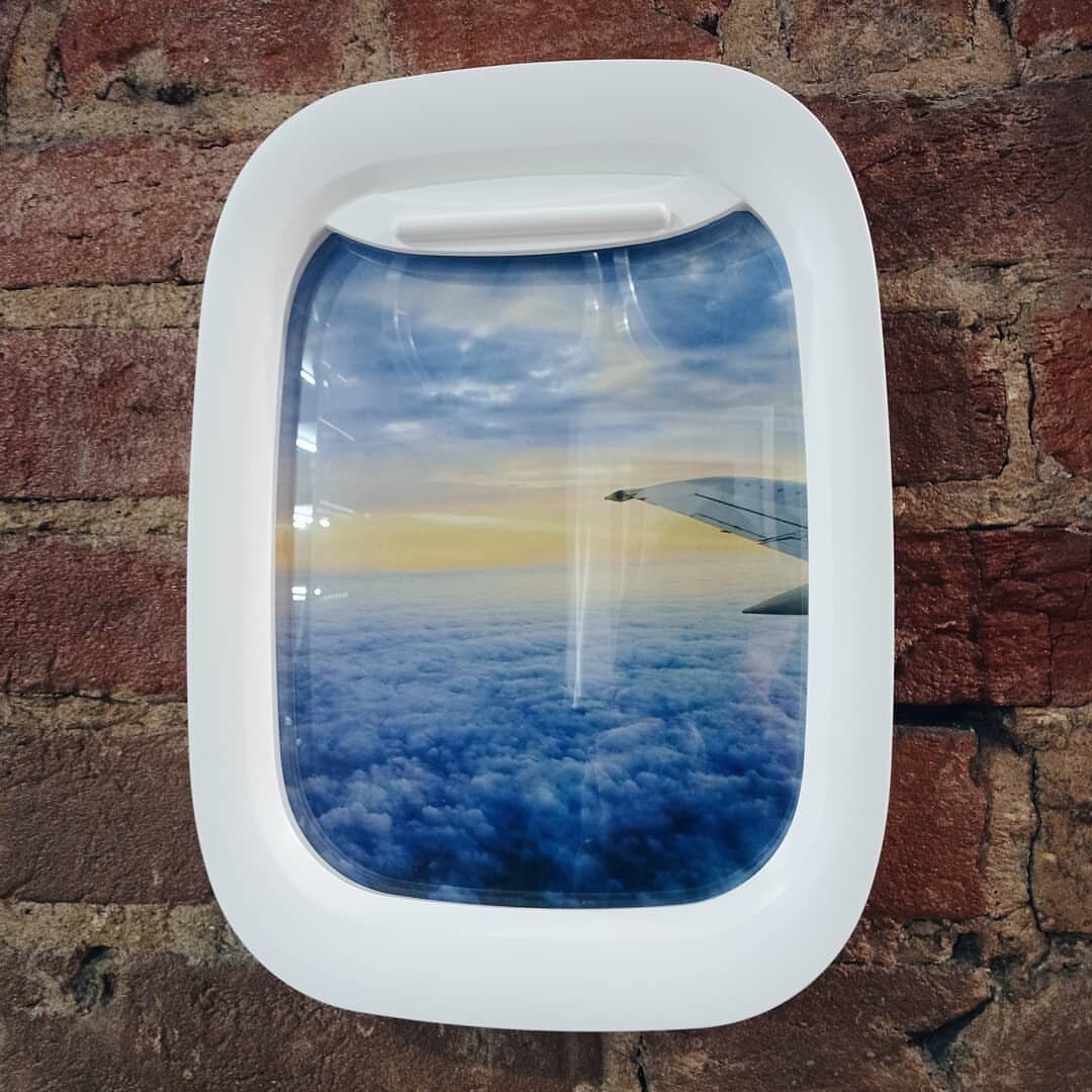 thumbnail image 2 of Teev Porthole & Airplane Window Photo Frame - Unique Travel Decor (2 Sizes) 2 of 4