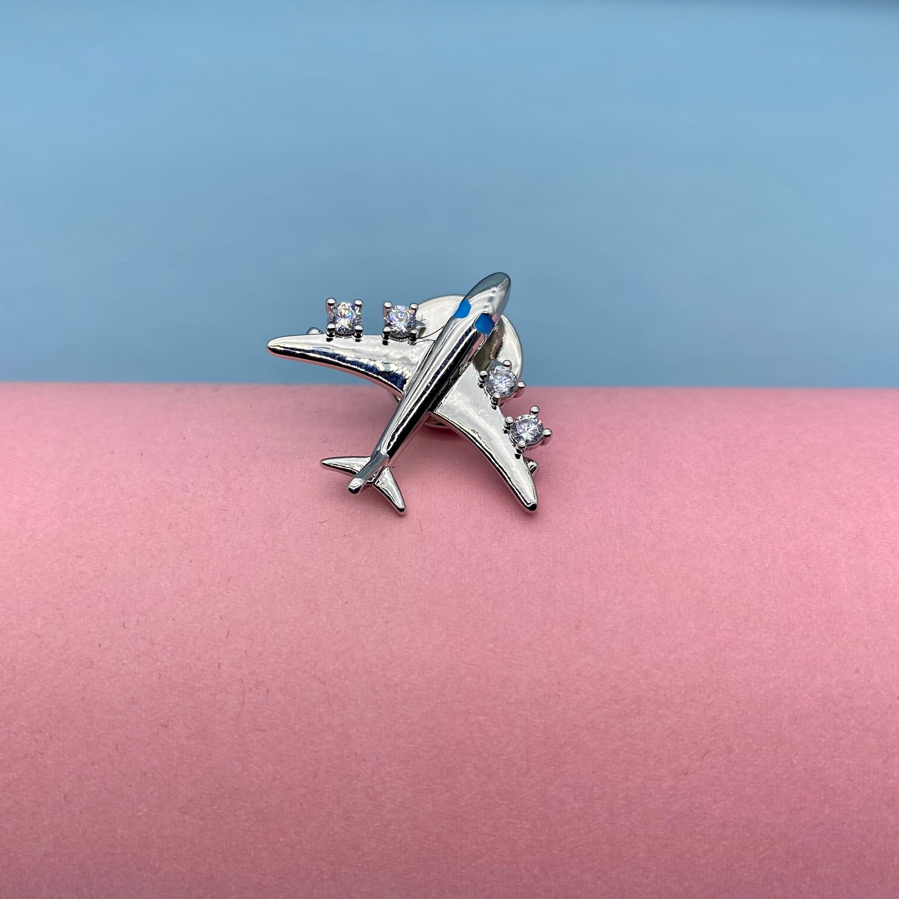 Lufthansa ルフトハンザ航空　アンティークピンバッジ Lufthansa pin - Etsy 日本