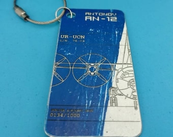 Keychain tag AN-12, Antonov, Original aircraft skin, Gift for pilot, Keychain with plane, Keychain with airplane, Best Pilot Gift