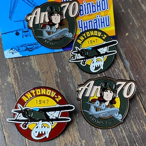 Pin An2, Pin An70, Airplane Pin, AvGeek, Present for pilot, Aviation Gift, Antonov, Biplane, Pin Ukraine, Antonov 2, Aviation Pin, Aircraft