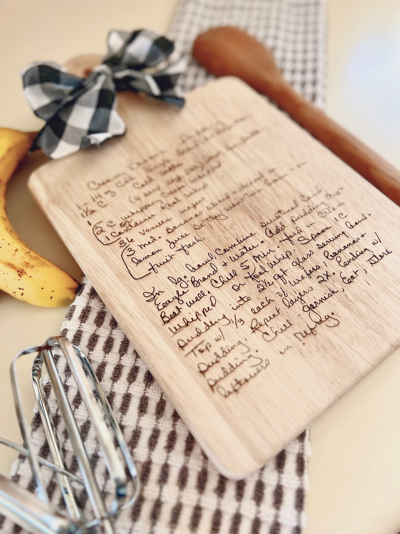 Personalized, Engraved Handwritten Recipe Cutting Board, Recipe Engraved Natural Wood Cutting Board, Engraved Recipe, Custom Gift for Her image 2