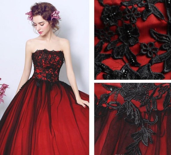 Red gothic ball best sale gown
