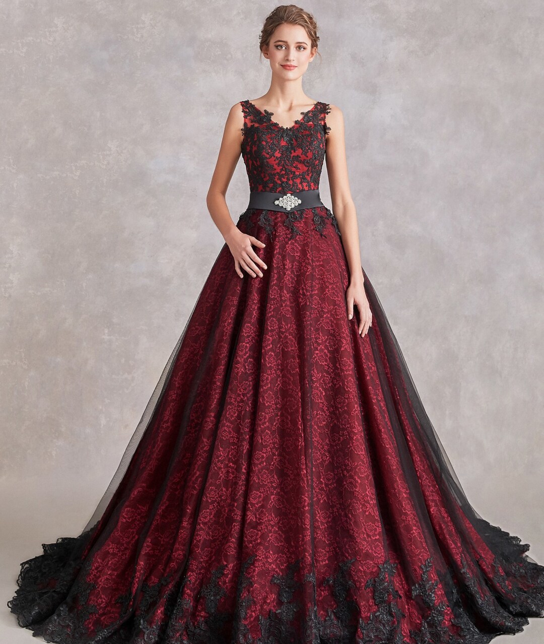 Beautiful Lace Gothic Red and Black Simple Wedding Dress Bridal Gown off  the Shoulder Cap Sleeve A-line 