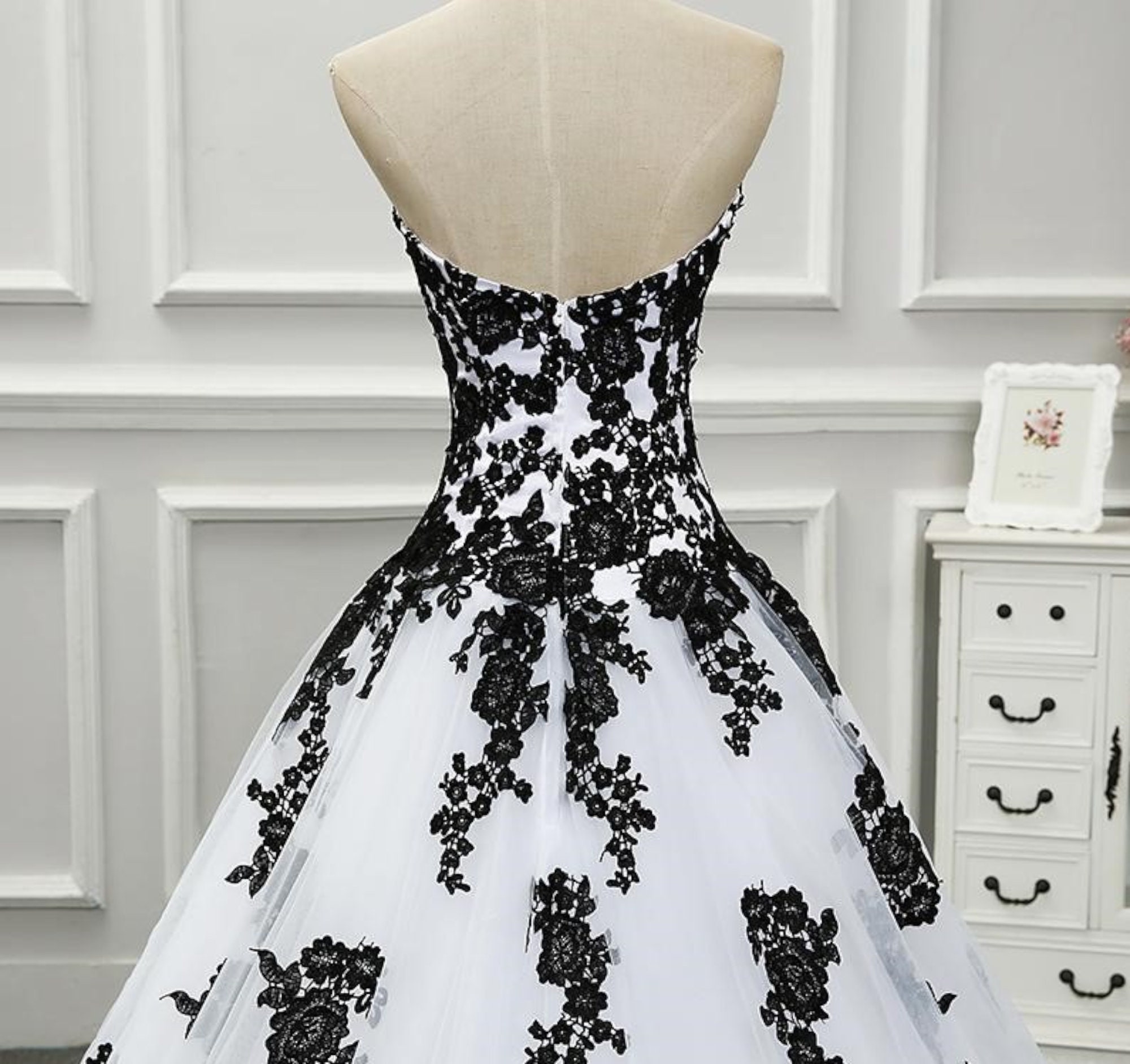 Top Trendy Black & White Wedding Dresses||Amazing & Stylish Designs | Black  white wedding dress, Black and white prom dresses, Black wedding dresses