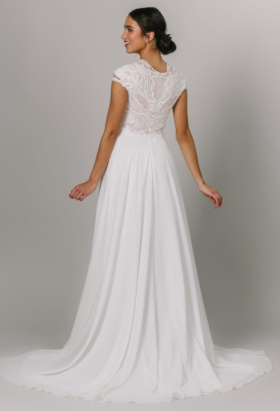Traditional White Wedding Dresses