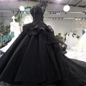 Dramatic Deluxe Black Victorian Gothic Court Wedding Ball Gown or Bridal Dress. Hooped Petticoat & Luxury Veil Included