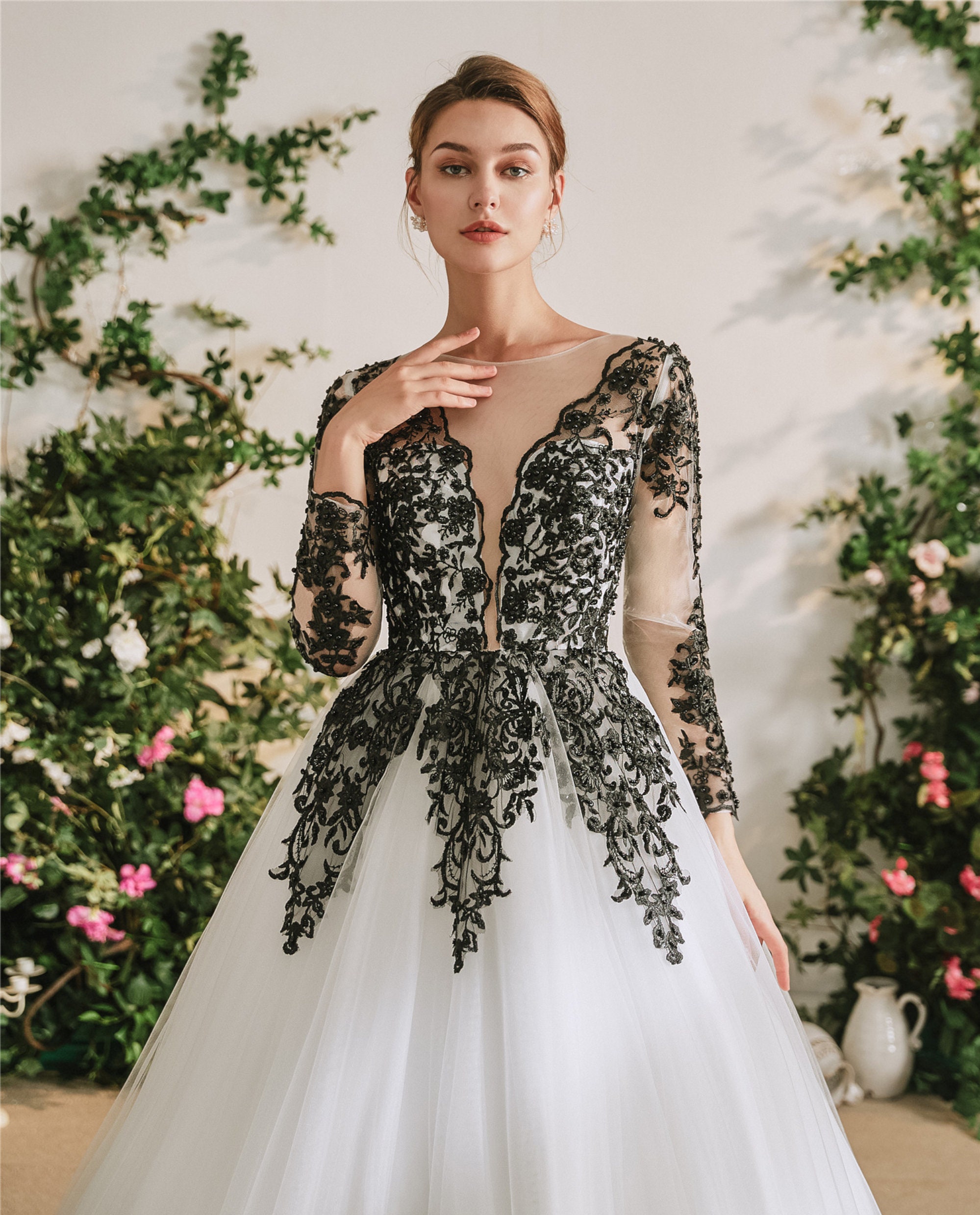 Unusual Beautiful Black & Ivory White Gothic Ball Gown Wedding - Etsy UK