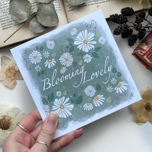 Bloeiende mooie madeliefjekaart | Botanische bloemenviering | Verjaardagswenskaarten | Vintage bloemen | Milieuvriendelijke vierkante kaart | Voor haar