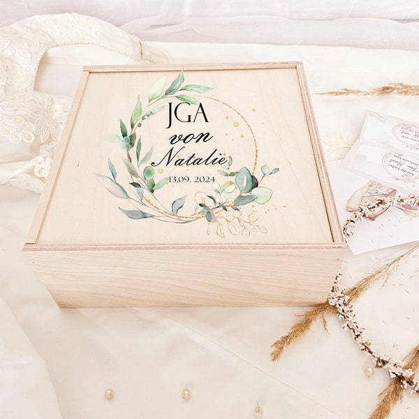 Personalized memory box / wedding box bride and groom / JGA wooden box bride