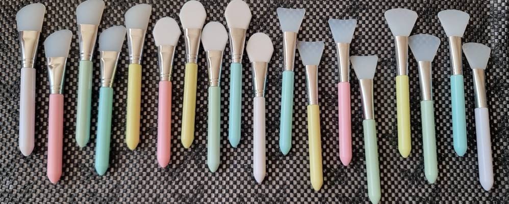 Non-stick Applicator Brushes, Spatula Style Silicone Tool for Crafts,  Adhesives, Clay, Face Masks, Cake Decorating, Glue Brush, Non-stick 