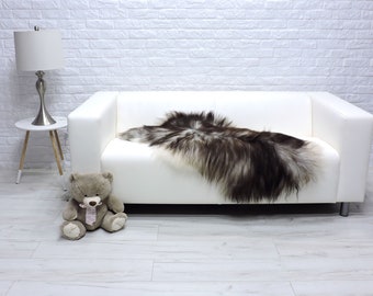 Genuine Icelandic Sheepskin Rug: Silver Grey Long Hair Fur Throw (51"x 27") 682