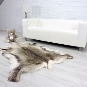 Scandinavian reindeer rug, giant reindeer hide, genuine leather rug, christmas decor, farmhouse decor, fur rug, fur throw, sofa throw, 32