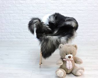 Real Large Icelandic Sheepskin Rug: Silver Grey & Black Fur Throw (47x27)  43