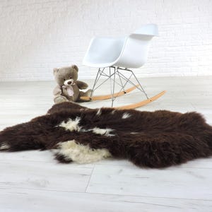 Genuine sheepskin rug, origin JACOB breed, cozy area rug, shag rug, chair cover, thick brown spotted sheepskin, fur throw, lambskin rug 76/1