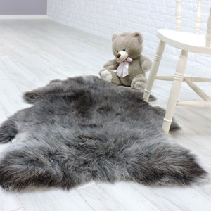 Sheepskin rug, area rug, shag rug, fur rug, large sheepskin, fur throw, leather rug, genuine sheepskin, scandinavian decor, chair cover, 24