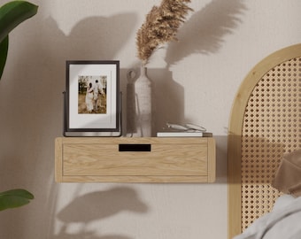 Floating Nightstand with Wooden Drawer in Oak. Mid Century Modern Bedside Table