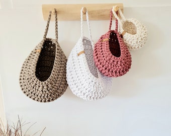 Crocheted hanging basket, hanging bag, storage basket, children's room organizer, toy storage, children's room decoration, utensil