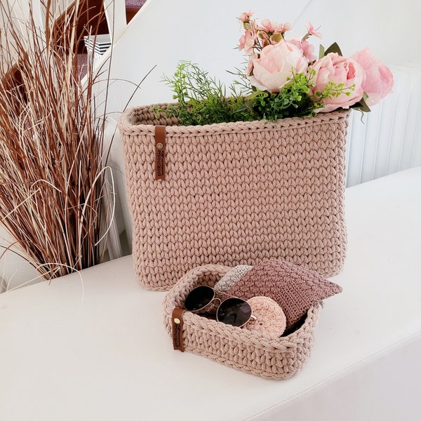 Square crocheted basket, toy storage, children's room decoration, utensil, gift idea, Christmas present, bathroom storage