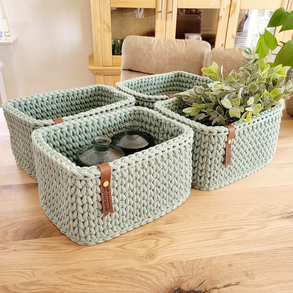 Panier carré au crochet, rangement jouets, décoration chambre enfant, ustensile, idée cadeau, cadeau Noël, rangement salle de bain