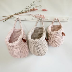 Crocheted hanging basket, wall decoration storage basket, hanging bag, children's room organizer, toy storage, neutral children's room decor