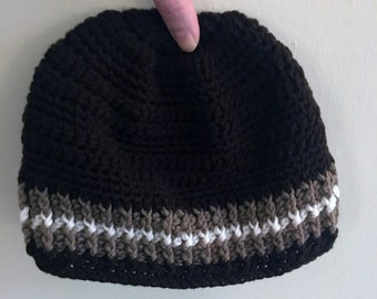 Crochet beanie style hat in dark brown and white