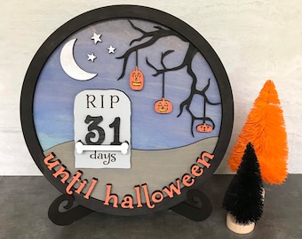 Hand Painted Halloween Countdown Calendar: Wood Decoration