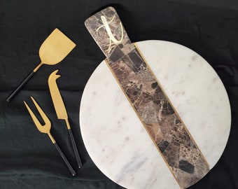 Marble Charcuterie Board - Personalized Cheese Board - Brass Inlay Serving Platter with custom monogram - Large 15 inch Marble Platter