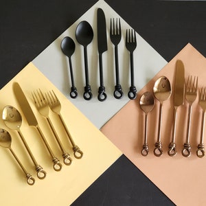 Personalized Cutlery Set - Knot Cutlery Set - 5 Piece Hostess Set - Twist Flatware Set - Handmade Silverware - Stainless Steel Cutlery