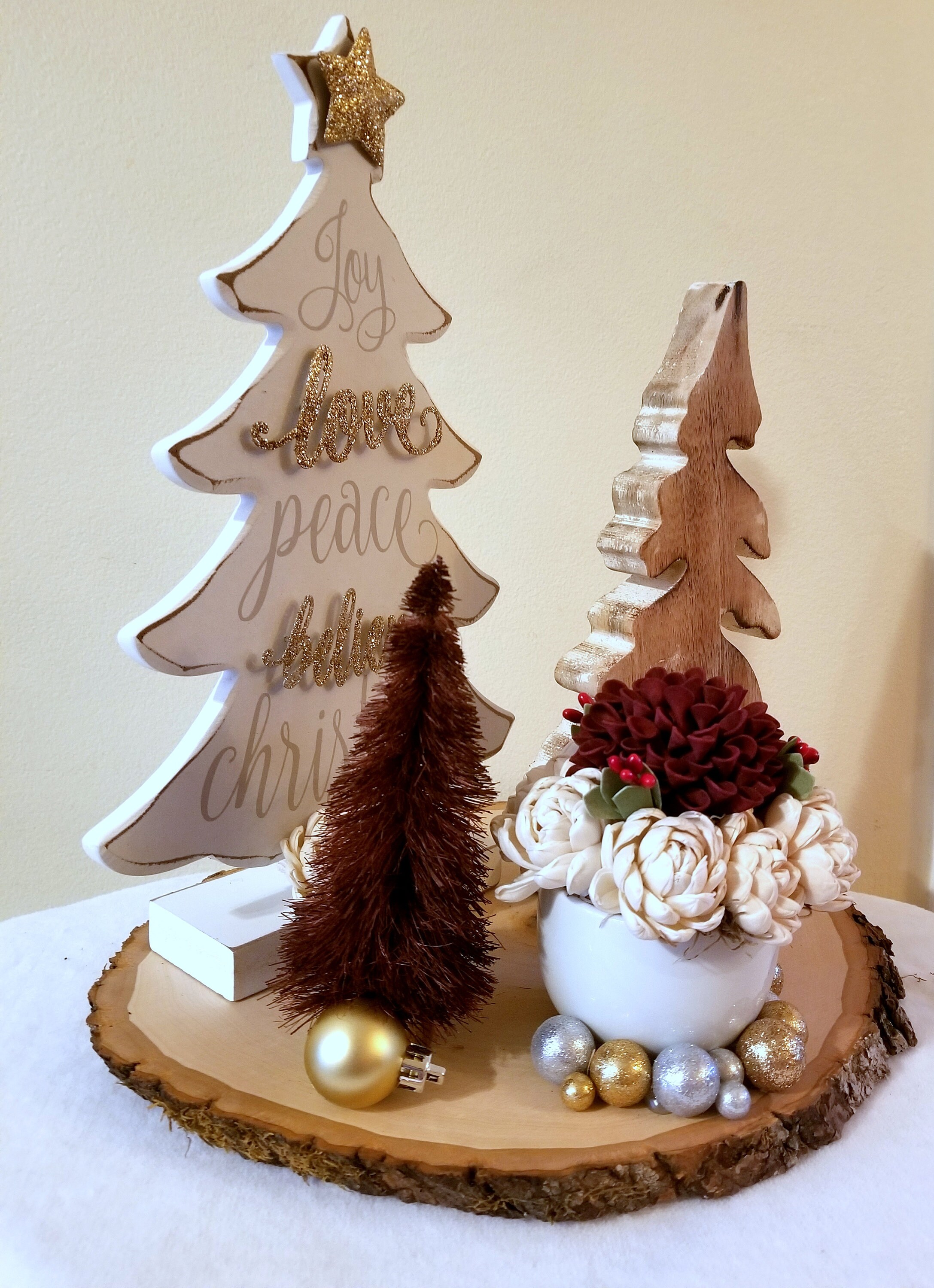 Christmas Centerpiece/Wood Slice Centerpiece/Christmas Table Etsy