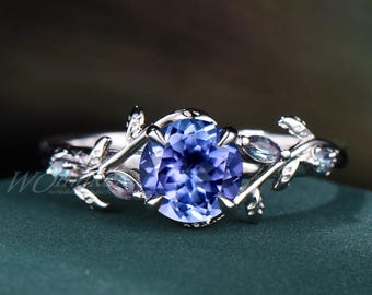 ラウンドカットタンザナイトリングヴィンテージ14Kホワイトゴールド