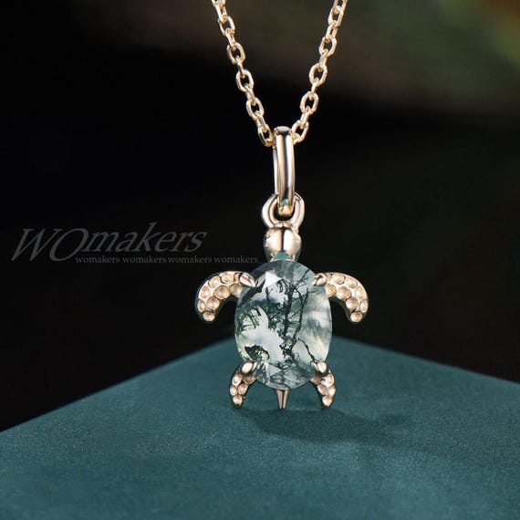 Elegante collana con ciondolo tartaruga per donna Collana