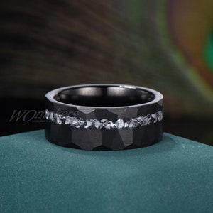 Black Tungsten Meteorite Men&#39;s Wedding Ring 8mm Hammered Brushed Ring Full Eternity Meteorite Men Wedding Proposal Band Ring Man&#39;s Ring Gift